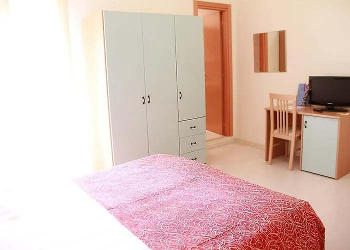 C-s InternationalAlbergo